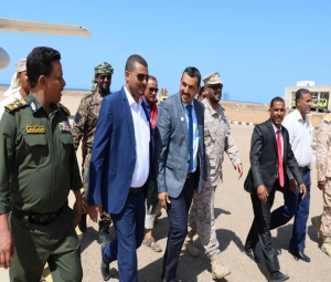  : وسط استقبال شعبي ورسمي.. المحافظ محروس يعود إلى العاصمة حديبوة قادما من المملكة العربية السعودية