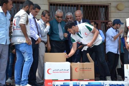 كلية الهندسة تتسسلم عدد من الأجهزة الالكترونية من الهلال الأحمر الإماراتي