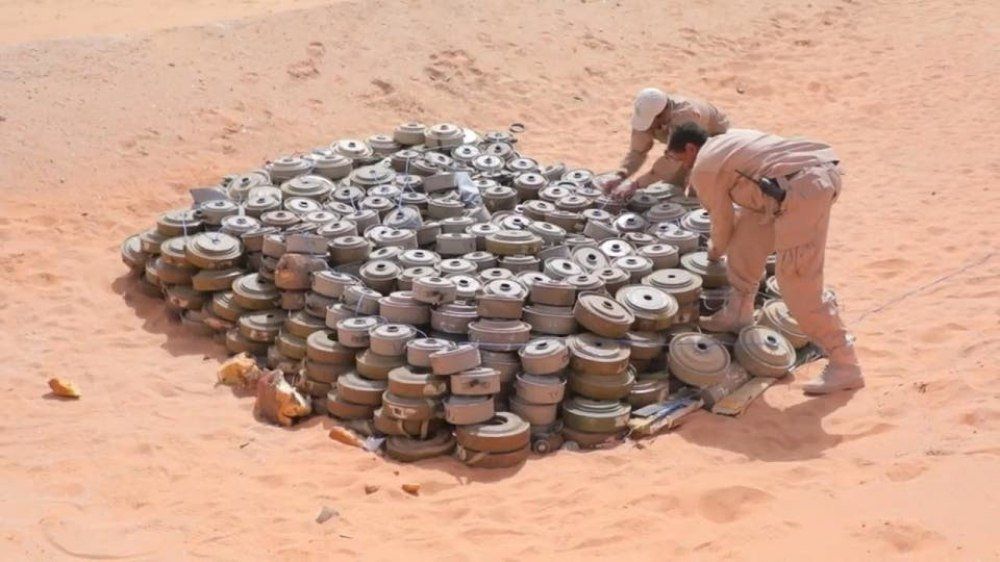  : الحديدة.. تفكيك حقل ألغام حوثي شرق مدينة الصالح