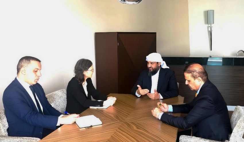 المحرّمي يبحث مع السفيرة الفرنسية تعزيز العلاقات الثنائية ومكافحة الإرهاب
