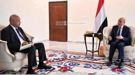 العليمي : نُغطي 40% فقط من الموازنة وما تبقى يُقدَّم لنا من السعودية والامارات