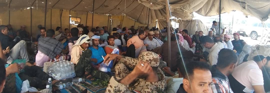  : محافظ الضالع يقدم واجب العزاء لأسرة الفقيد المناضل عبدالله مانع الشاعري