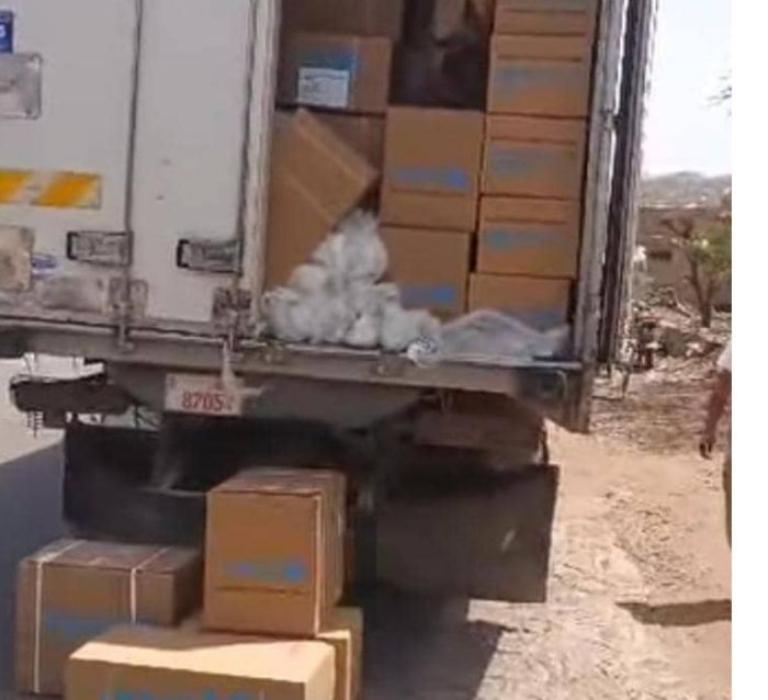 احتجاز شاحنة تقل أدوية لليونيسف في الأصابح بتربة تعز