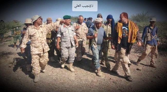  : محافظ الضالع يزور مواقع القوات الجنوبية شمال المحافظة