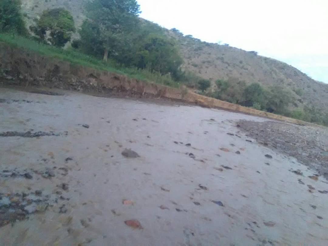  : مزارعو مسيمير لحج يناشدون السلطة المحلية التدخل لحماية اراضيهم من مياه السيول 