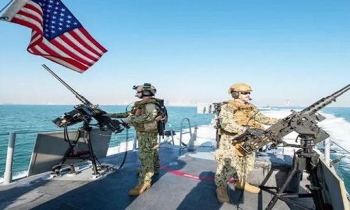الجيش الأمريكي يشتبك مع 5 مسيرات حوثية فوق البحر الأحمر 