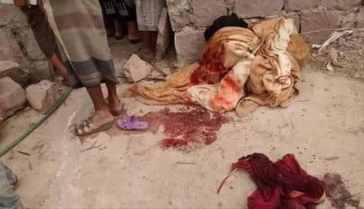 جريمة مروعة تهز محافظة تعز.. شاب يقتل والدته ويصيب شقيقه