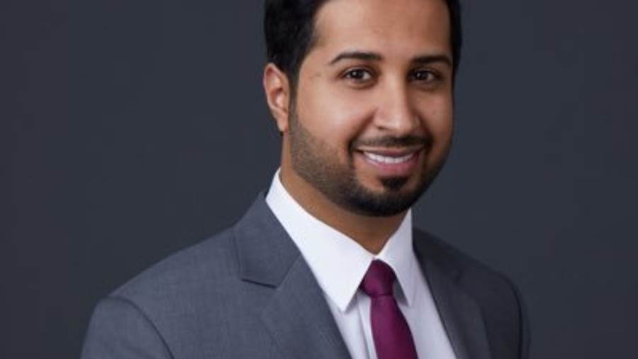  : إعلامي مشيداً بدور القوات الإماراتية باليمن: بطولاتكم شمس لا يحجب نورها صوت الظلام